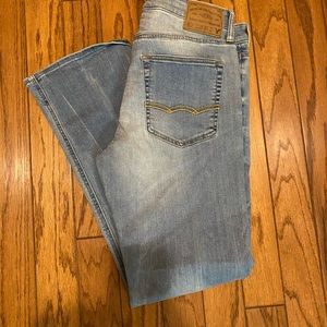 Men’s American Eagle jeans